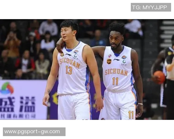 四川球员左朕年强调体测重要性努力做好本职工作是首要任务